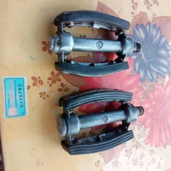 ĐÔI BÀN ĐẠP XE ĐẠP CỔ XƯA BẰNG NHÔM NGUYÊN KHỐI, SIÊU BỀN BỈ...  740435