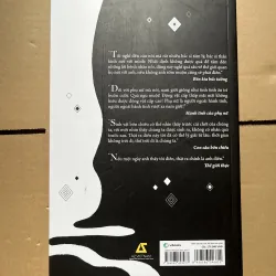 Thiên tài bên trái kẻ điên bên phải 1030215