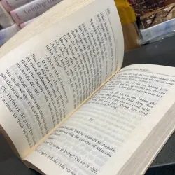 (Văn học) - Chỉ gió mới biết điều bí mật - Johannes Mario Simmel 976112