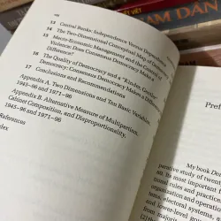 Sách cũ: Patterns of Democracy - Arend Lijphart 957829