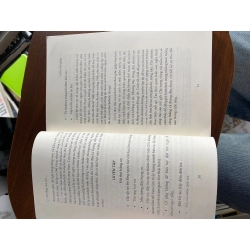 Cân bằng cảm xúc cả lúc bão giông - Richard Nicholls 537707