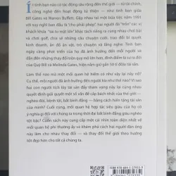 Warren and Bill - Gates, Buffett và tình bạn đã thay đổi thế giới 958255