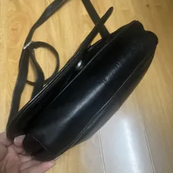 Túi nữ size 25*22*6 da thật 2hand 934438