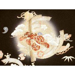 Đầm đen truyền thống với họa tiết vàng - Hàng hiệu Authentic 883196