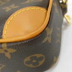 Túi xách Louis Vuitton Monogram Archive Trocadéro Wearable Wallet M14058 617077