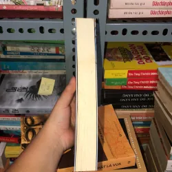 Gió tây bao nhiêu hận, thổi chẳng giãn mày chau 990597