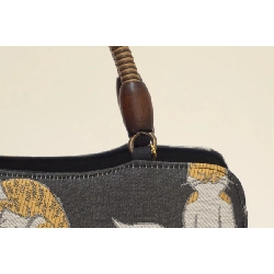 Túi xách - Hàng hiệu Authentic 877735