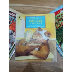 There's a Bear in the Bath - Nanette Newman & Michael Foreman 547749