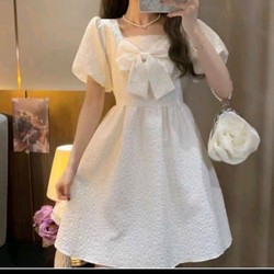 Váy Babydoll Xốp Cổ Nơ Dáng Xoè Màu Be Xinh Xắn 162466