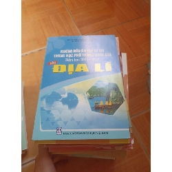Hướng dẫn ôn thi kì thi trung học phổ thông quốc gia môn địa lí - Lê Thông 2016 (Tham khảo - luyện thi) VAVO1304-AK3ST3
