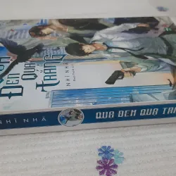 Quạ đen quạ trắng - Nhĩ Nhã, kèm phụ kiện 1026493