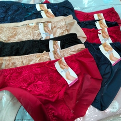 Combo 3 Quần lót nữ chất liệu ren thoáng khí thiết kế nâng mông không lộ viền (45-65kg) 485049