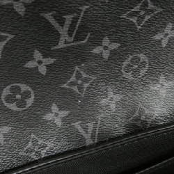 Túi đeo chéo Louis Vuitton Monogram Eclipse Scape Messenger M46794 610227