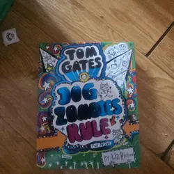 Tom Gates Dog Zombies Rule For Now (bìa cứng) Giá 30k 