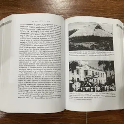 HO CHI MINH A life - William J. Duiker 1018636