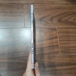 Tắt đèn.   929510