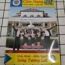CẨM NANG HƯỚNG NGHIỆP- TUYỂN SINH 2024. Trung tâm Hướng nghiệp TP.HCM