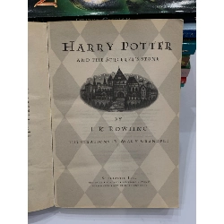 Harry Potter and the Sorcerer's Stone – J.K. Rowling 762775
