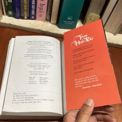 [Ruột Sách Có Gạch Và Note Bằng Bút Chì] - Tiểu Thuyết, Trinh Thám, Kinh Dị: Trại Hoa Đỏ 927231