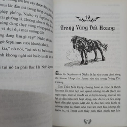 Combo 3 quyển truyện Septimus Heap gồm Pháp thuật, Khinh công và Y thuật 509391