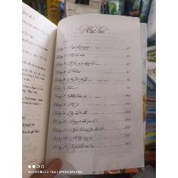 12 chòm sao và ngôi trường cấp 3 - Phương Uyên 2016 mới 90% Sách thiếu nhi HCM2702 930202