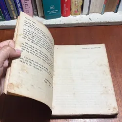 [Nhìn Hơi Cũ Và Có Vết Bút Bi] - II Sách Hay: Đường Mây Qua Xứ Tuyết - Nguyên Phong - 1990 799854