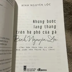 Những Bước Lang Thang Trên Hè Phố Của Gã Bình Nguyên Lộc  712419