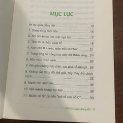 An lạc giữa dòng đời 520040