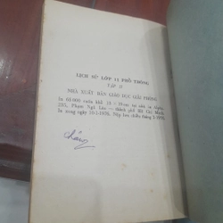 LỊCH SỬ LỚP 11 PHỔ THÔNG, tập II (in năm 1976) 519392