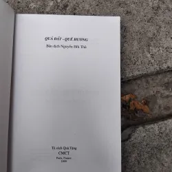 Quả đất quê hương của Edgar Morin và Anne Brigitte Kem  1026214