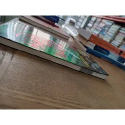 Thất chủng vũ khí - Cổ Long (Lê Khắc Tưởng dịch)