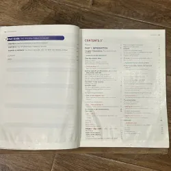 Macroeconomics - Hubbard và cộng sự (2nd edition) 750727