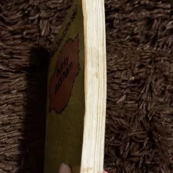 Bút ký dưới hầm 763370