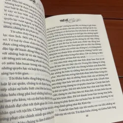 Trở về từ cửa tử Betty J. Eadie 927377