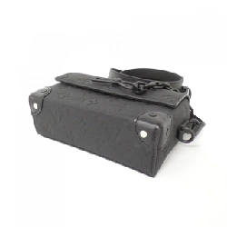 Túi đeo vai Louis Vuitton Trillon Monogram Steamer Wearable Wallet M81746 610394