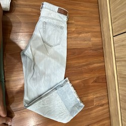 Quần jean nữ sz 26 màu xanh nhạt 149437