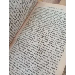 Danger's hour - James Francis 569196