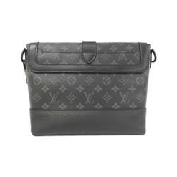 Túi đeo chéo Louis Vuitton Monogram Eclipse Soumure M45911 611802