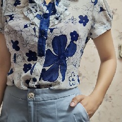 Áo sơ mi nữ size M