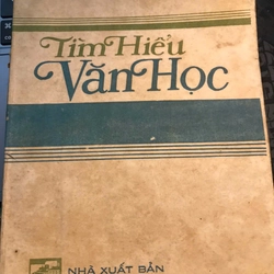 Sách 40 tuổi (In 1984) - Tìm hiểu văn học - Lê Đình Kỵ
