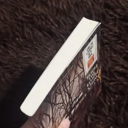 Bóng ma trong chùa 1029418