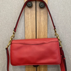 Túi Coach dòng Tabby đỏ (đeo vai, đeo chéo) 525517