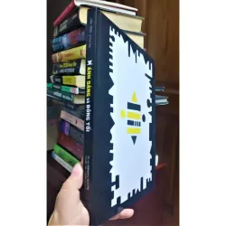 Sách thiếu nhi: One Piece picture books – Ánh sáng và bóng tối