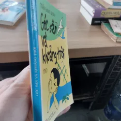 sách "Góc sân và khoảng trời" của nhà thơ Trần Đăng Khoa. 





Tác giả: Trần Đăng Khoa, 1032624