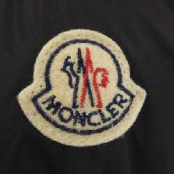 Áo khoác lông vũ MONCLER BETULA 631926