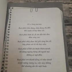 Tản văn-Hãy ngẩng đầu mà đi. Tác giả Lư Tư Hạo. 753968