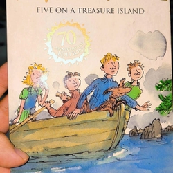The Famous Five - Enid Blyton