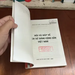 II Hỏi Đáp Về Lịch Sử: Đảng Cộng Sản Việt Nam - Đinh Văn Liên, Phạm Ngọc Bích - 2000 602611