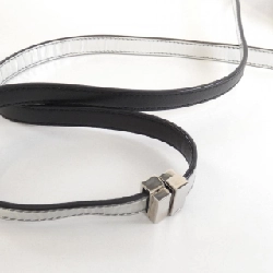 Túi đeo vai Valentino Garavani - Hàng hiệu Authentic 768825