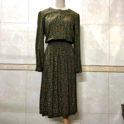 Đầm vintage họa tiết cổ điển